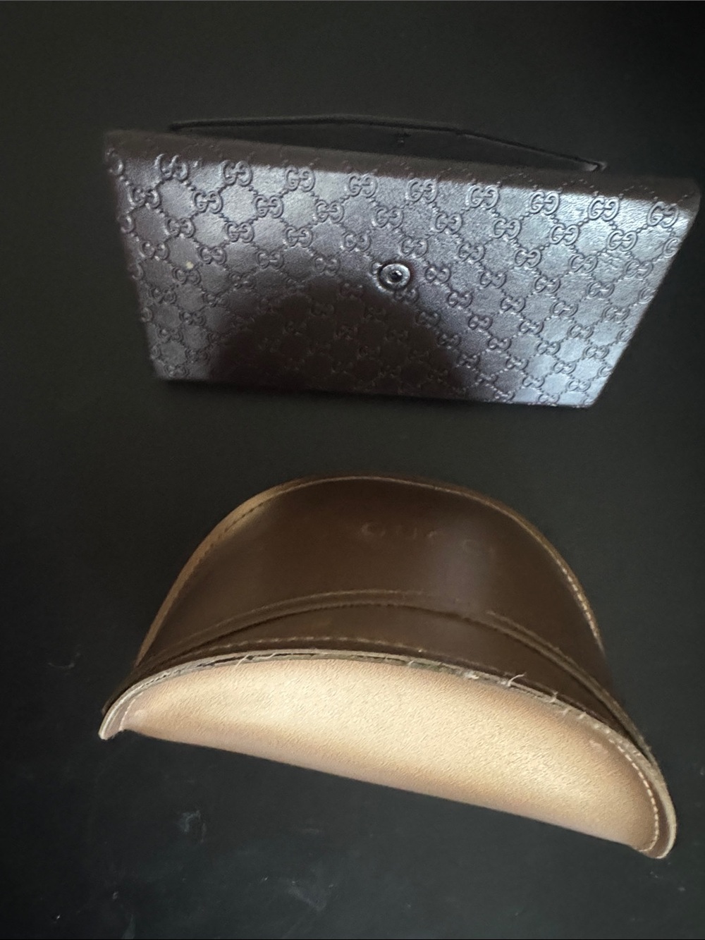 2 Gucci Embossed and Sunglass Cases, 1 hard brown and 1 engraved gold case - Picture 2 of 7